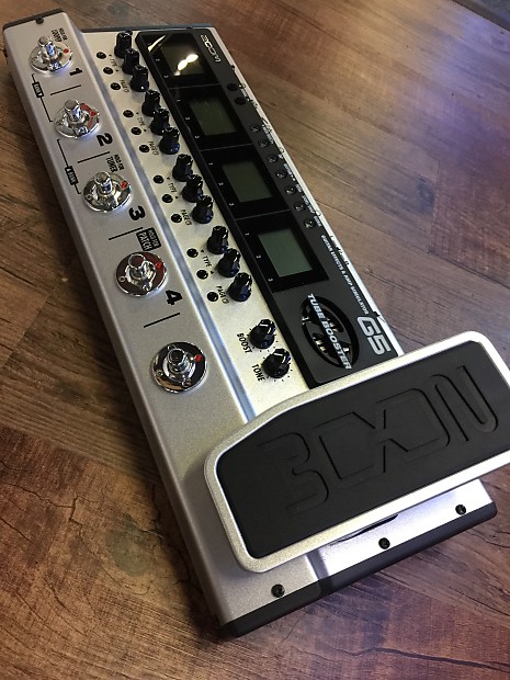 Zoom G5 Guitar Multi Effect Pedal With Drum usb Interface