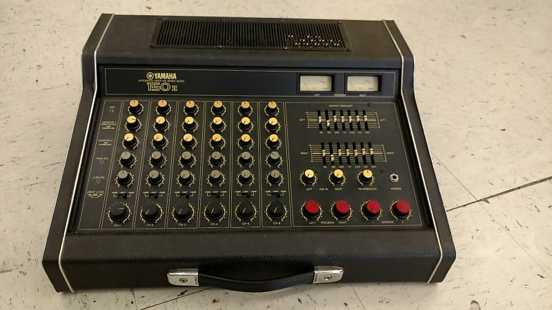 Yamaha EM-150 II 1970s Black Tolex Vintage Powered Mixing