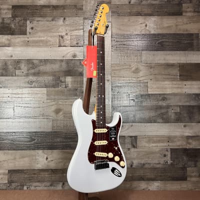 Fender American Ultra Stratocaster - Arctic Pearl with Rosewood Fingerboard image 2