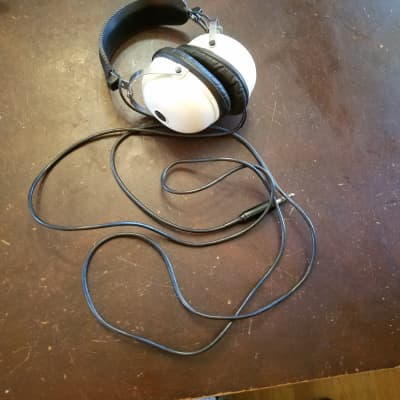 Pioneer SE-20A 8 Ohm Japan Stereo Over Ear Headphones 1970s - White thermoplastic image 3
