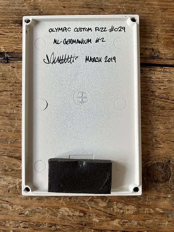 ギター CASTLEDINE ELECTRONICS OLYMPIC FUZZ GE Castledine Electronics Germanium Olympic Fuzz | Reverb