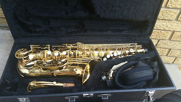 Blessing deals alto saxophone