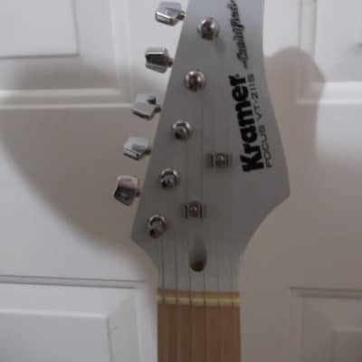 ~Cashified~ Kramer Strat-Style Pewter Rock 'n' Roller image 5