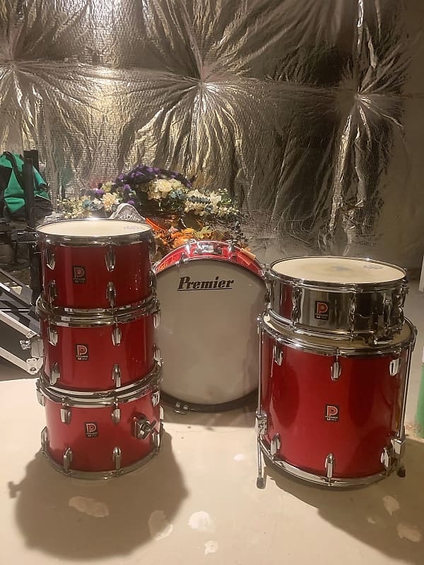 Premier 6500 This vintage drum set is like brand new hardly ever used I bought it in 7475 and stop playing shortly afterwards and kept in cases ever since as you can see the black cases in the photo they’ve been in those cases for years Red image 1