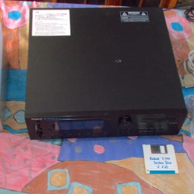 Roland S-770 Digital Sampler 1989 - 1993 - Black TURBO