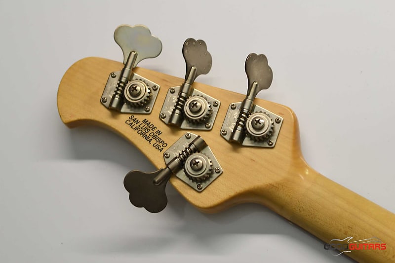 MUSIC MAN エレキベースStingRay 3 EQ HH中古()売却済みです