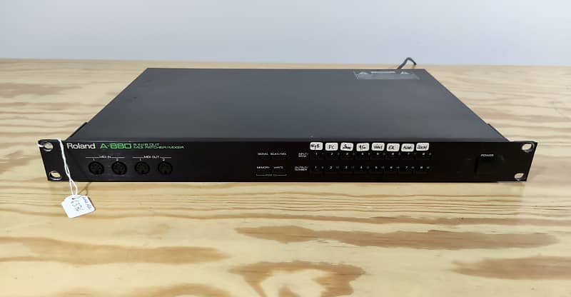 Roland A-880 MIDIパッチベイ