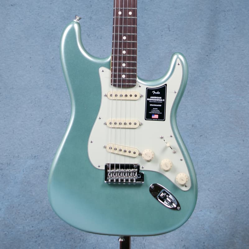 Fender American Professional II Stratocaster Rosewood Fingerboard - Mystic  Surf Green - US22020282-Mystic Surf Green