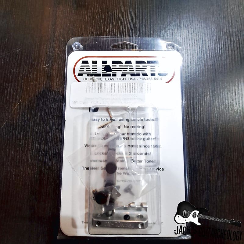 Tremolo Bridge AllParts BP-2007-010 | Bax Music Fender