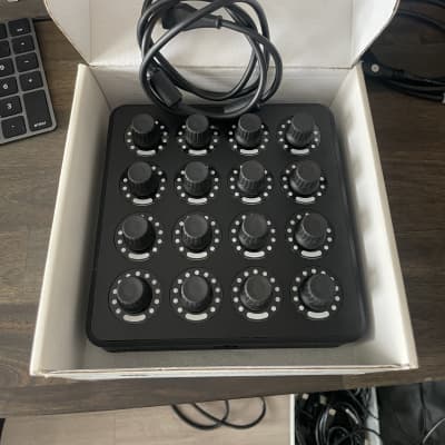 DJ Tech Tools MIDI Fighter Twister | Reverb DJ Tech Tools MIDI Fighter Twister | Reverb