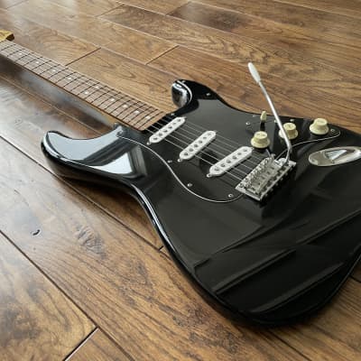 Excellent 2007 Fender ST-72 Stratocaster Electric Guitar 1972 Reissue MIJ image 4