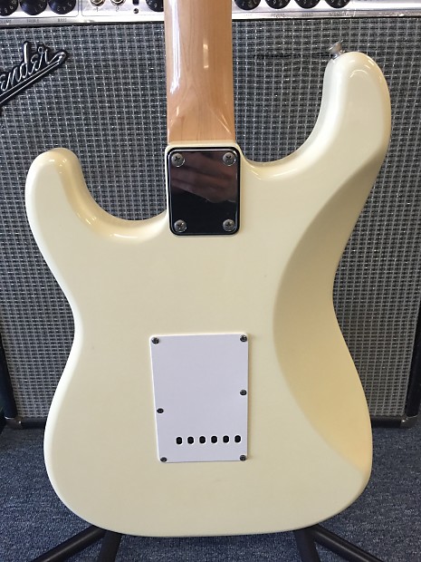 Fender Stratocaster 1984-1987 Made in Japan MIJ E Serial Fender Stratocaster 1984-1987 Made in Japan MIJ E Serial