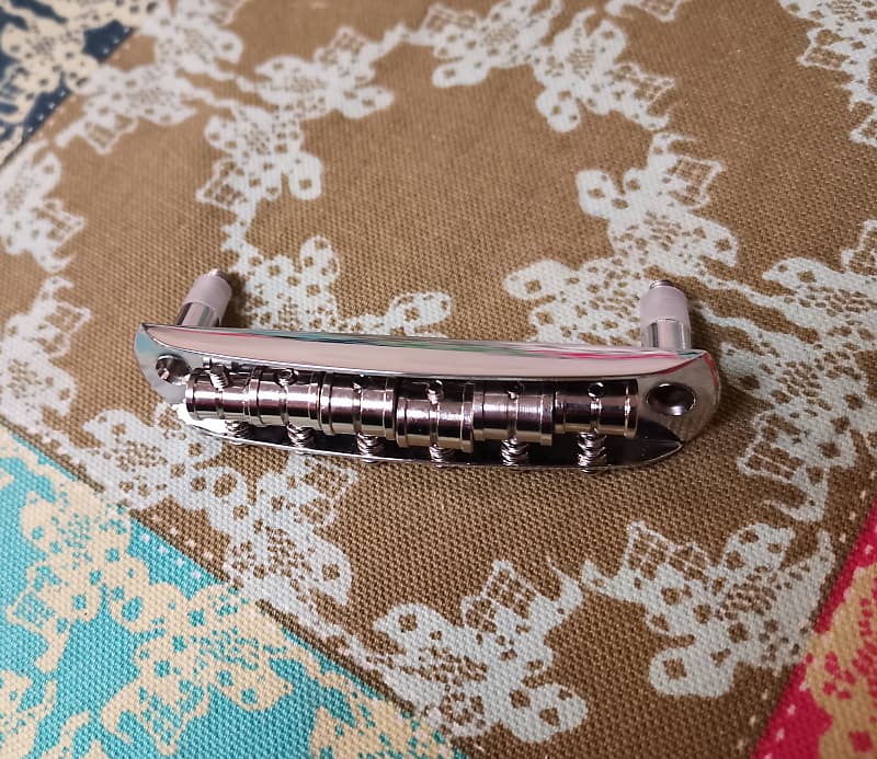 Fender Jazzmaster bridge, 7.25" radius Mustang saddles, 53mm Reverb