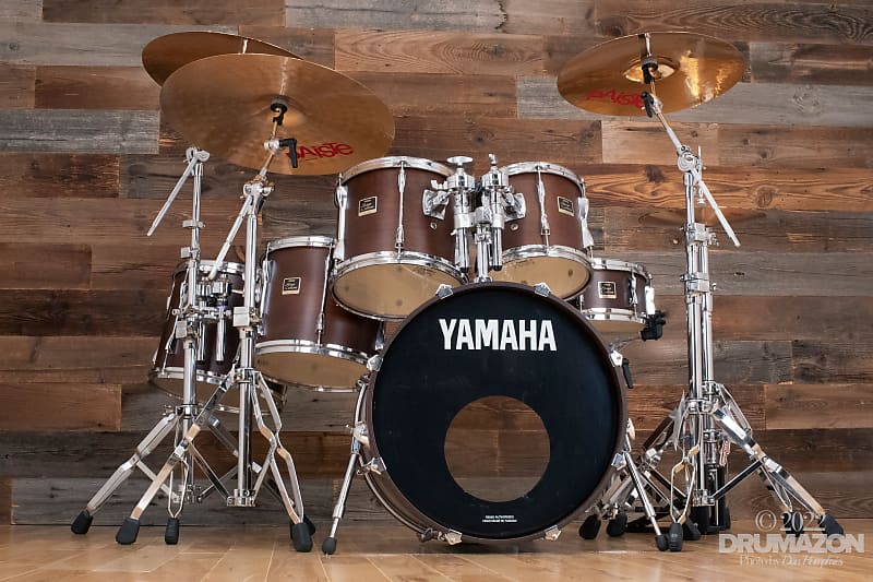 YAMAHA STAGE CUSTOM 6 PIECE DRUM KIT, SATIN BROWN (PRE-LOVED