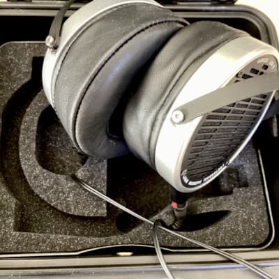 Audeze LCD - 2 2017 - Aluminum image 4