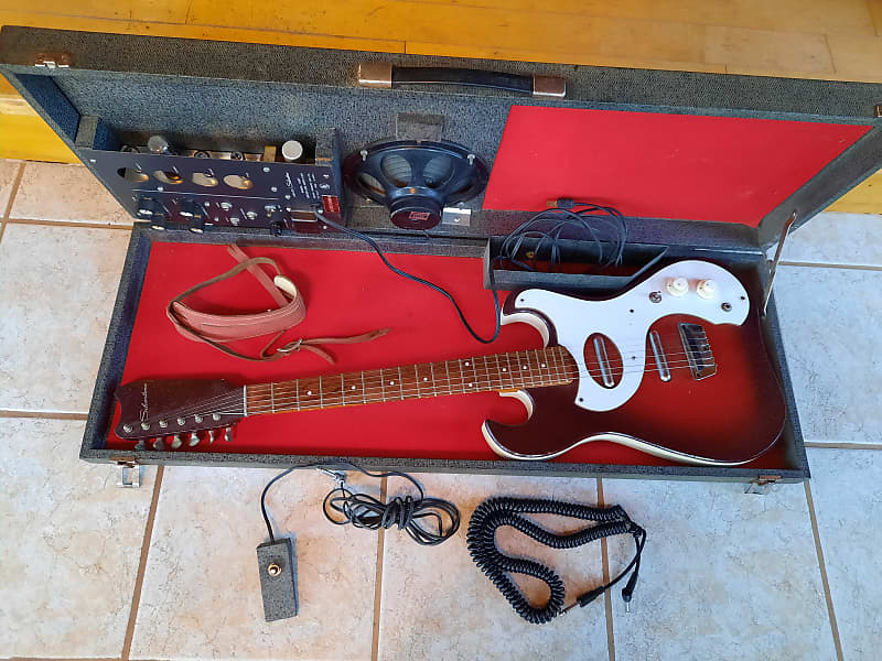 Danelectro/Silvertone Amp in Case 1960 Black to Red  burst 2 pickups tremelo model with foot switch image 1