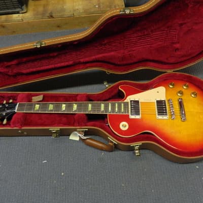 Gibson Les Paul Classic 2003 - Cherry Sunburst image 13