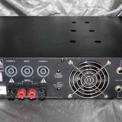 Peavey PV-2600  power amplifier image 4
