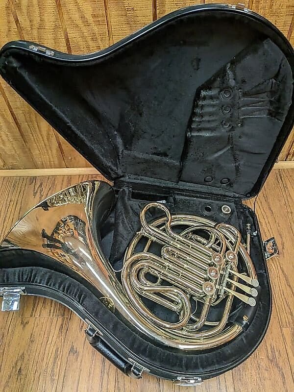 Holton double store french horn