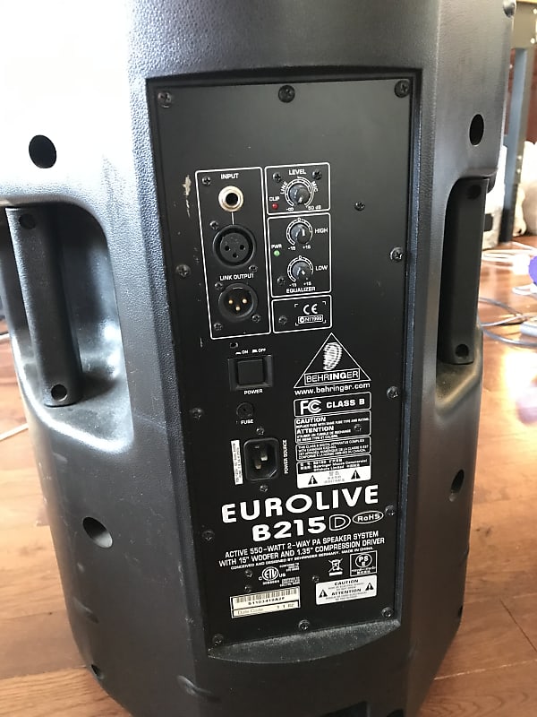 Pair of Behringer Eurolive B215D 550-Watt 15