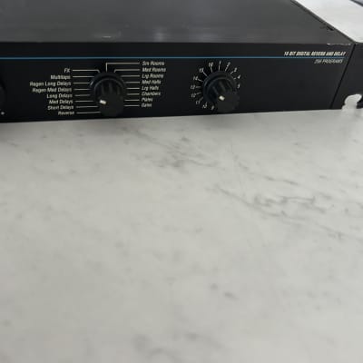 Alesis MicroVerb III 16-Bit Digital Reverb and Delay 1991 - 1996 - Black image 6