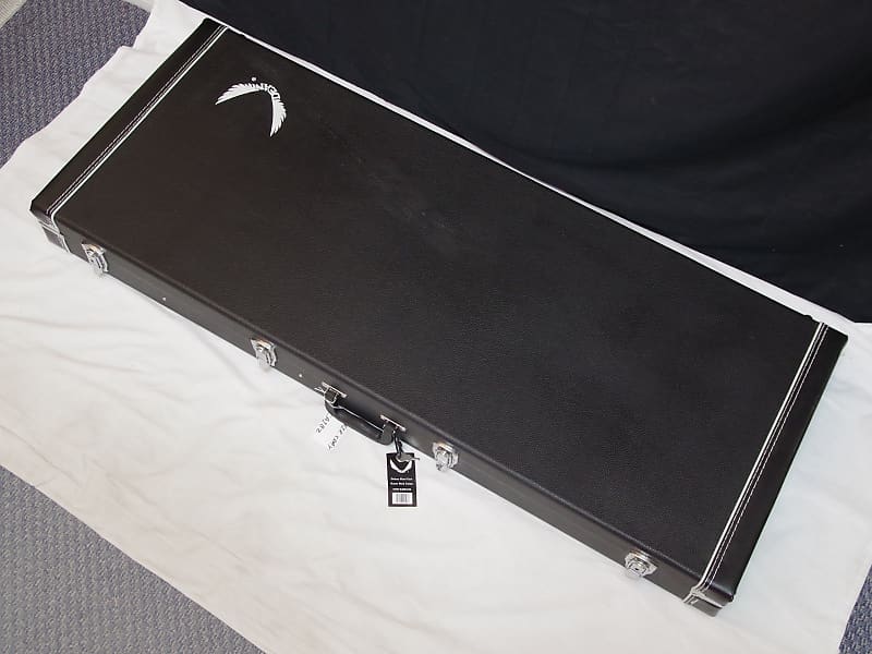 【レア】 DEAN Razorback X-Ray ハードケース付 DEAN Razorback X-ray electric GUITAR new w/HARD SHELL CASE