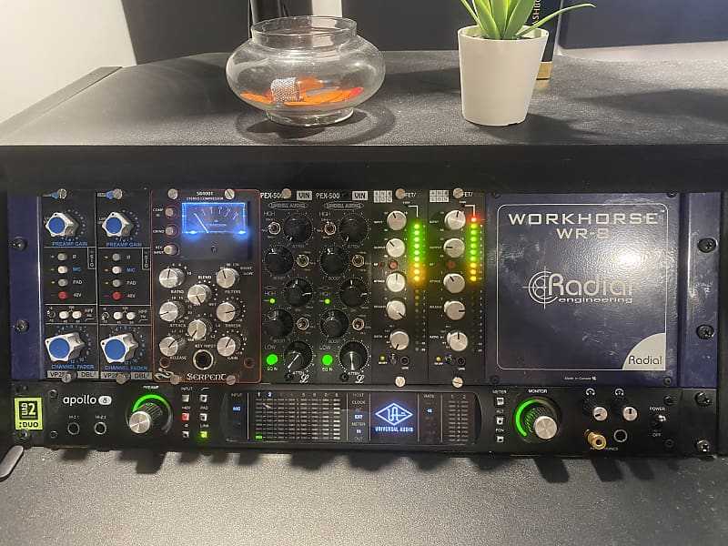 500 series Chassis and gear Lot | Reverb Brazil