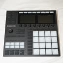 Native Instruments Maschine MKIII + Case - Mint :: Used under 2hrs