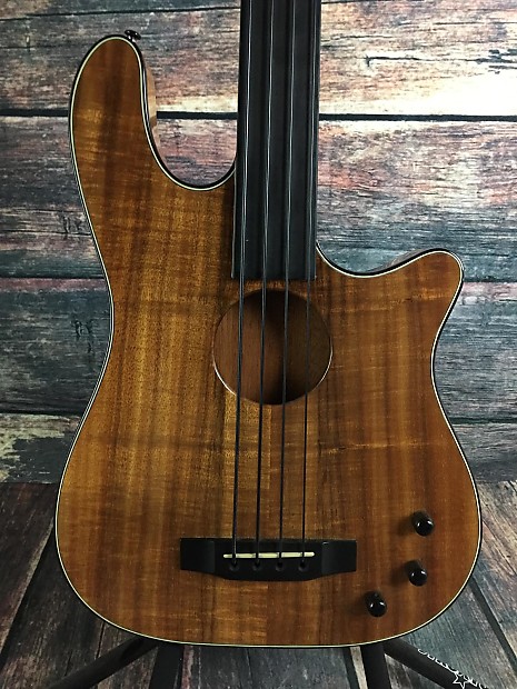 Carvin AC40 KOA Thinline Acoustic Electric Bass with Carvin hard shell case
