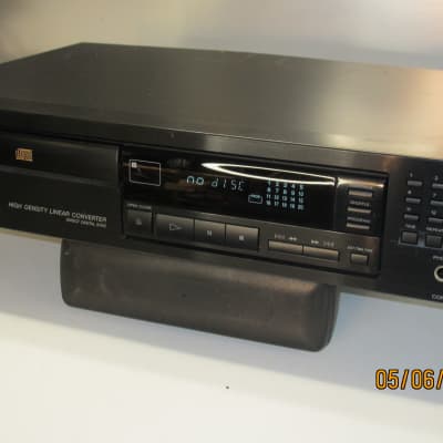 Sony Model CDP-491 Single Disc CD player w Manual - Made in Japan - Tested image 4
