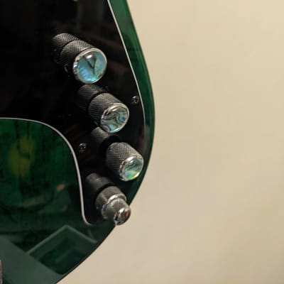 Kiesel P-Bass PB5 custom 5-string fretless bass 2015 Translucent Emerald Green 2015 Em image 4