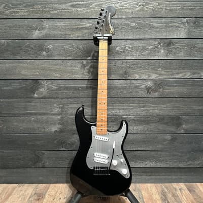 Fender Squier Contemporary Stratocaster Special Electric Guitar - Black image 11