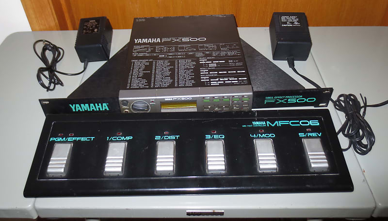 Yamaha FX500 with rack ears, Yamaha MFC06 MIDI foot switch, power supplies  Slowdive 