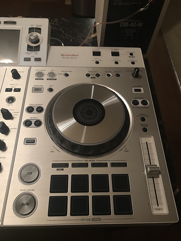 Pioneer XDJ-RX2 (Limited Edition White) | Reverb