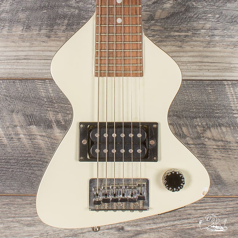 Hondo Chiquita Electric Travel Guitar