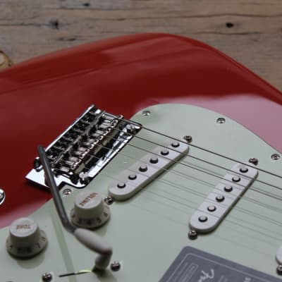 FENDER Limited Edition Player Stratocaster, Pau Ferro Fingerboard, Fiesta Red, 3, 69 KG image 5