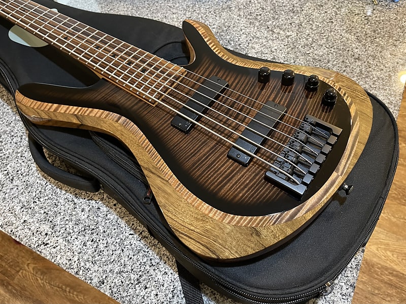 Kiesel Vanquish 6 String Bass V69K Reverb UK