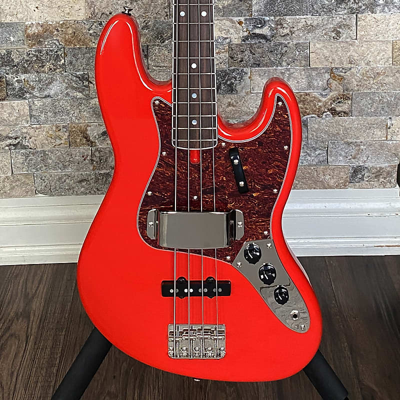 Modern Vintage MVJ4 66 60s 4 String Bass Fiesta Red Reverb   Zjyyf3dyo67rej5w9qyo 