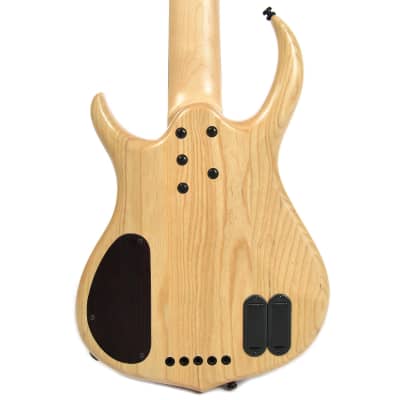 Sire Marcus Miller M7 Ash 5 Strings Electric Bass Guitar Solid Flame Maple (2nd Generation) Bundle image 4