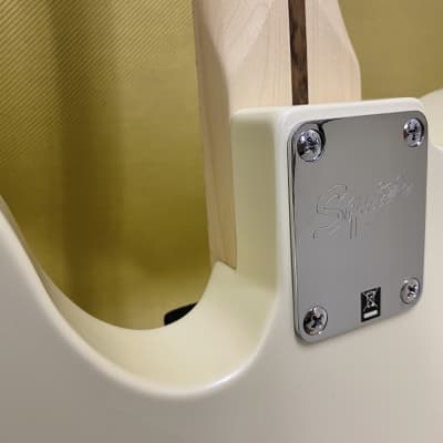 037-1222-523 Squier Contemporary Telecaster Electric Guitar HH Peal White Matching Headstock image 5