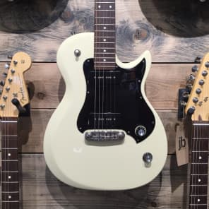 Godin outlet empire p90