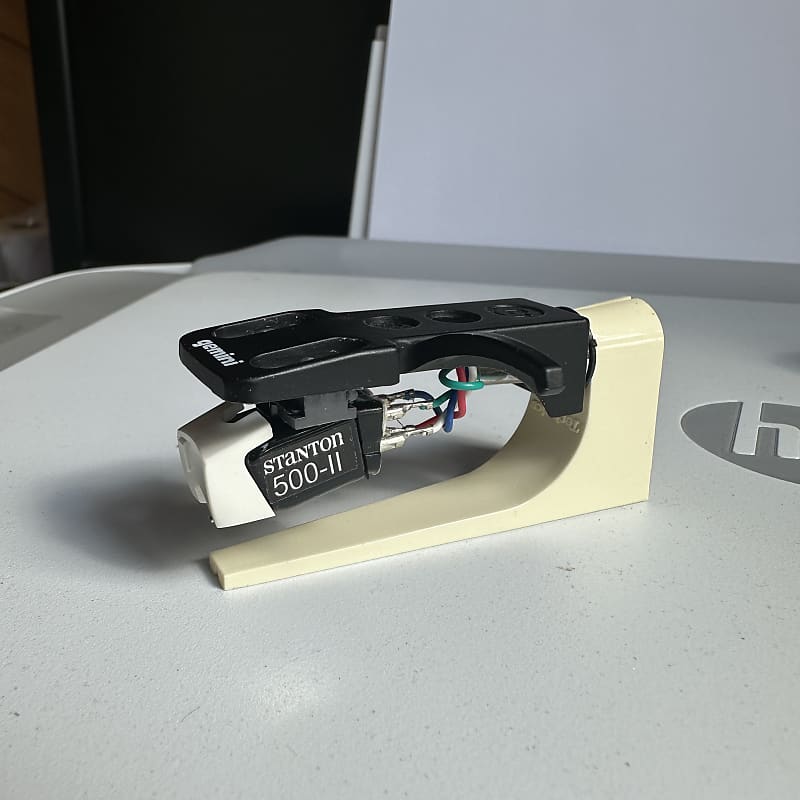 Stanton 500AL Cartridge pre-mounted gemini headshell  			