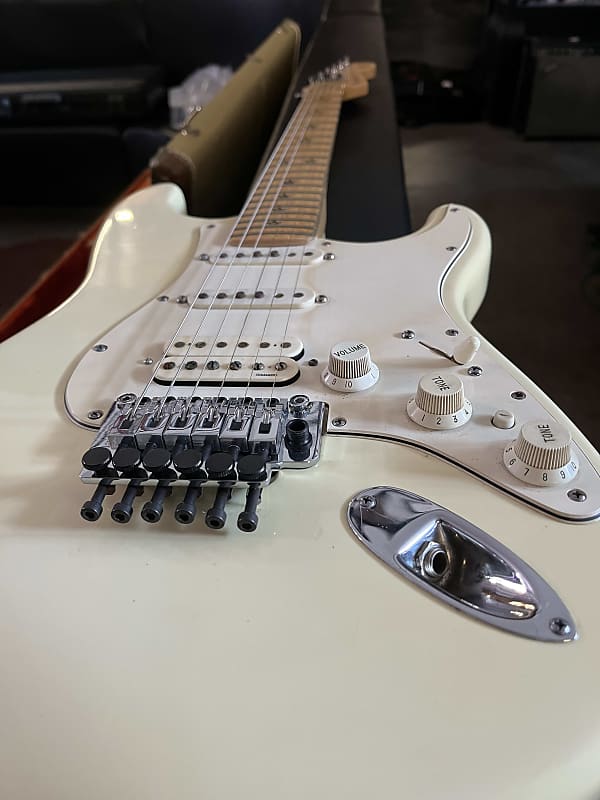 Fender Richie Sambora Signature Stratocaster 1993 - 1999