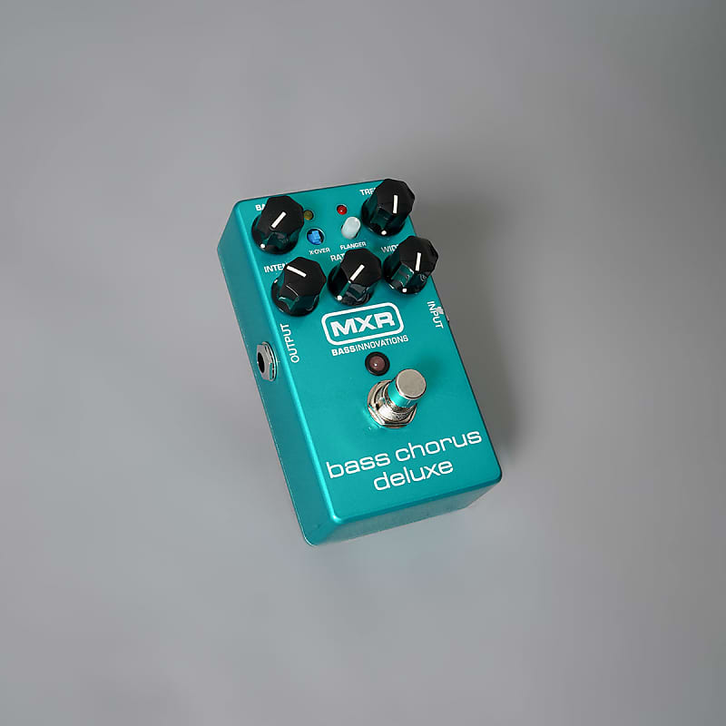 MXR M83 Bass Chorus Deluxe