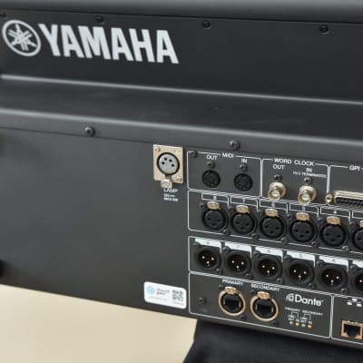 Yamaha CL5 72-Channel Digital Mixing Console CG00X1M image 14