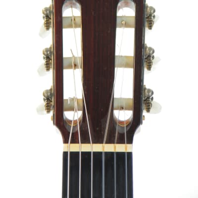 Arcangel Fernandez 1989 classical guitar - fine handmade guitar with an elegant sound full of character - check video image 5