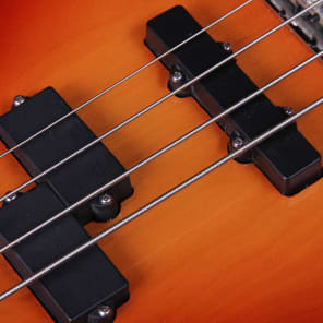 2002-03 Fender Deluxe Zone Bass MIM NOS- Sienna Sunburst Finish image 4