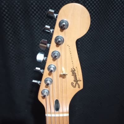 Fender "Squier Series" Standard Stratocaster rare Gold Lettered MIM image 4