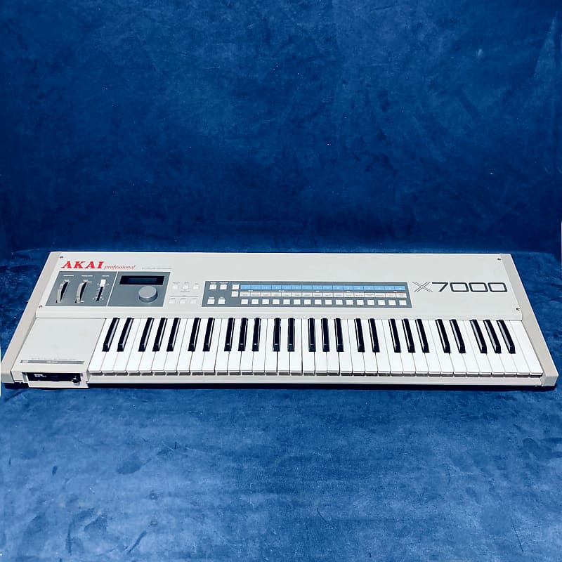 Akai X7000 Sampling Keyboard | Reverb