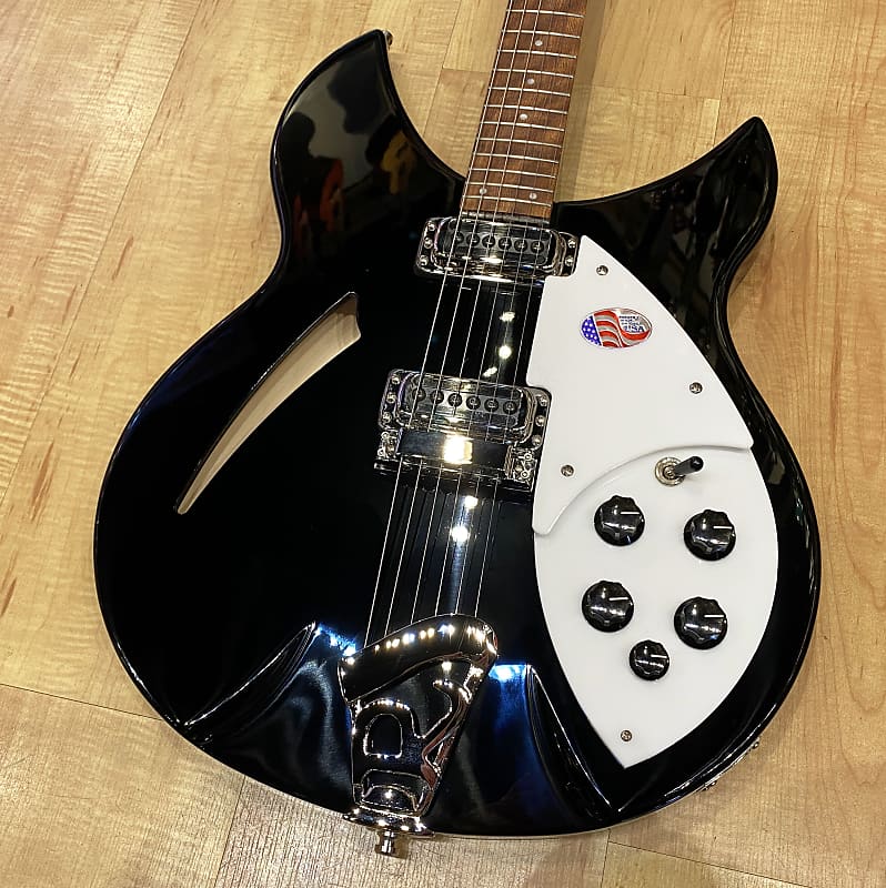 Rickenbacker 330 6-String Electric Guitar JetGlo | Reverb